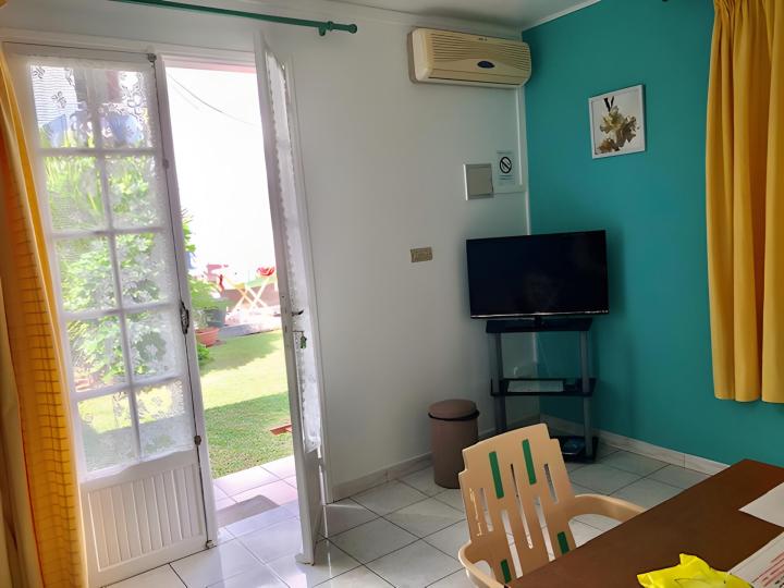 Save money on your holiday accommodation with our furnished rental package